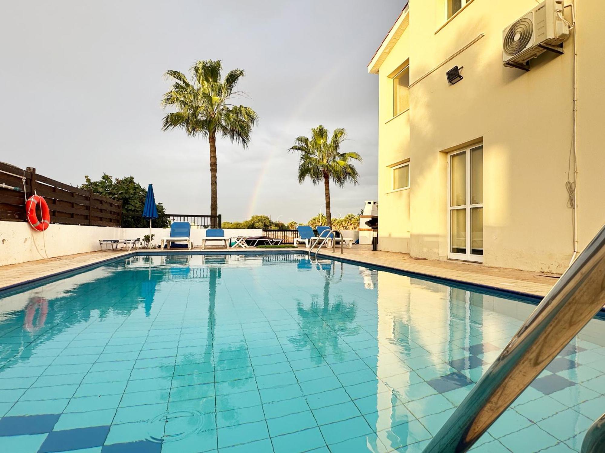 Sunset Pearl Holiday Villa Agia Napa Exterior foto